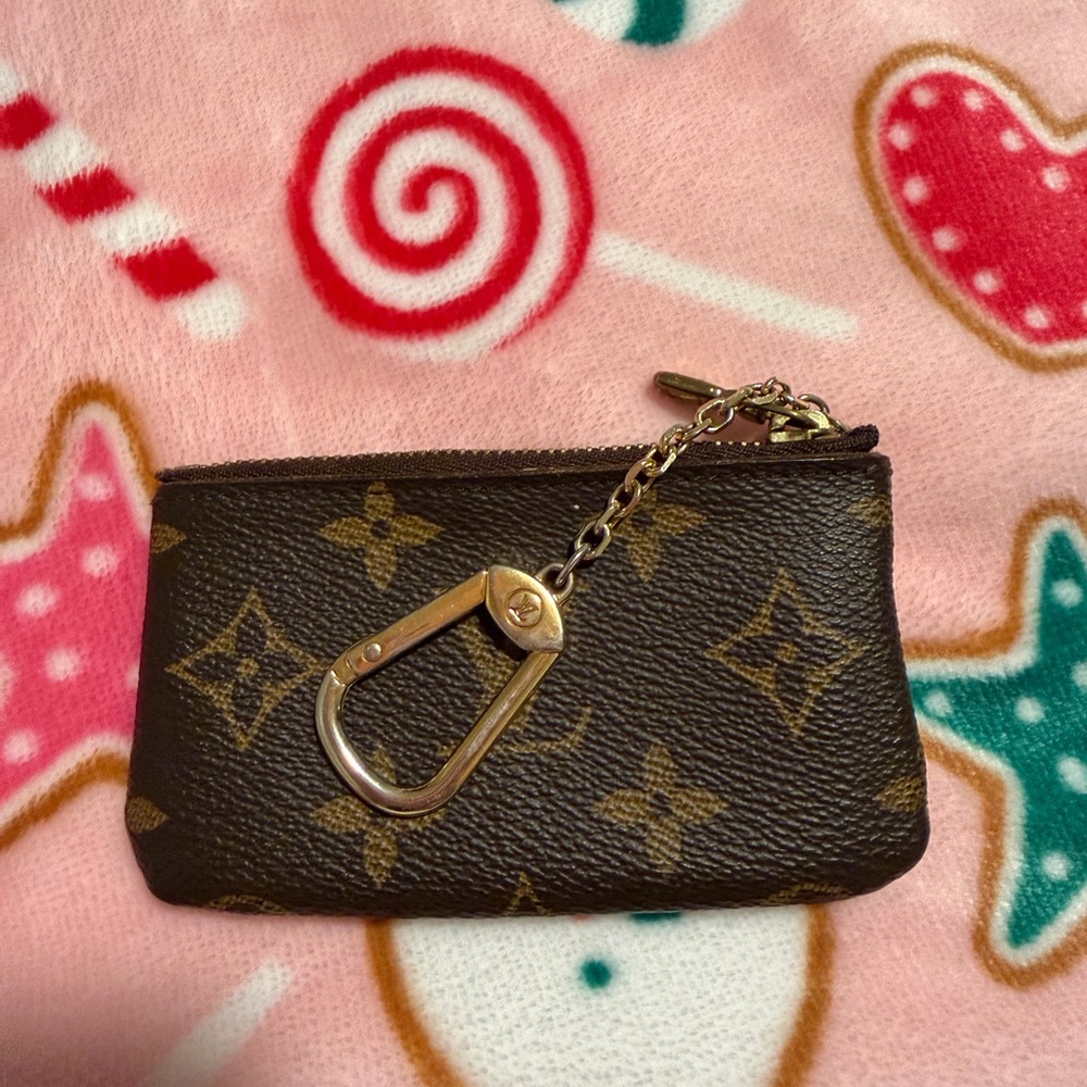 Louis Vuitton Monogram key Pouch